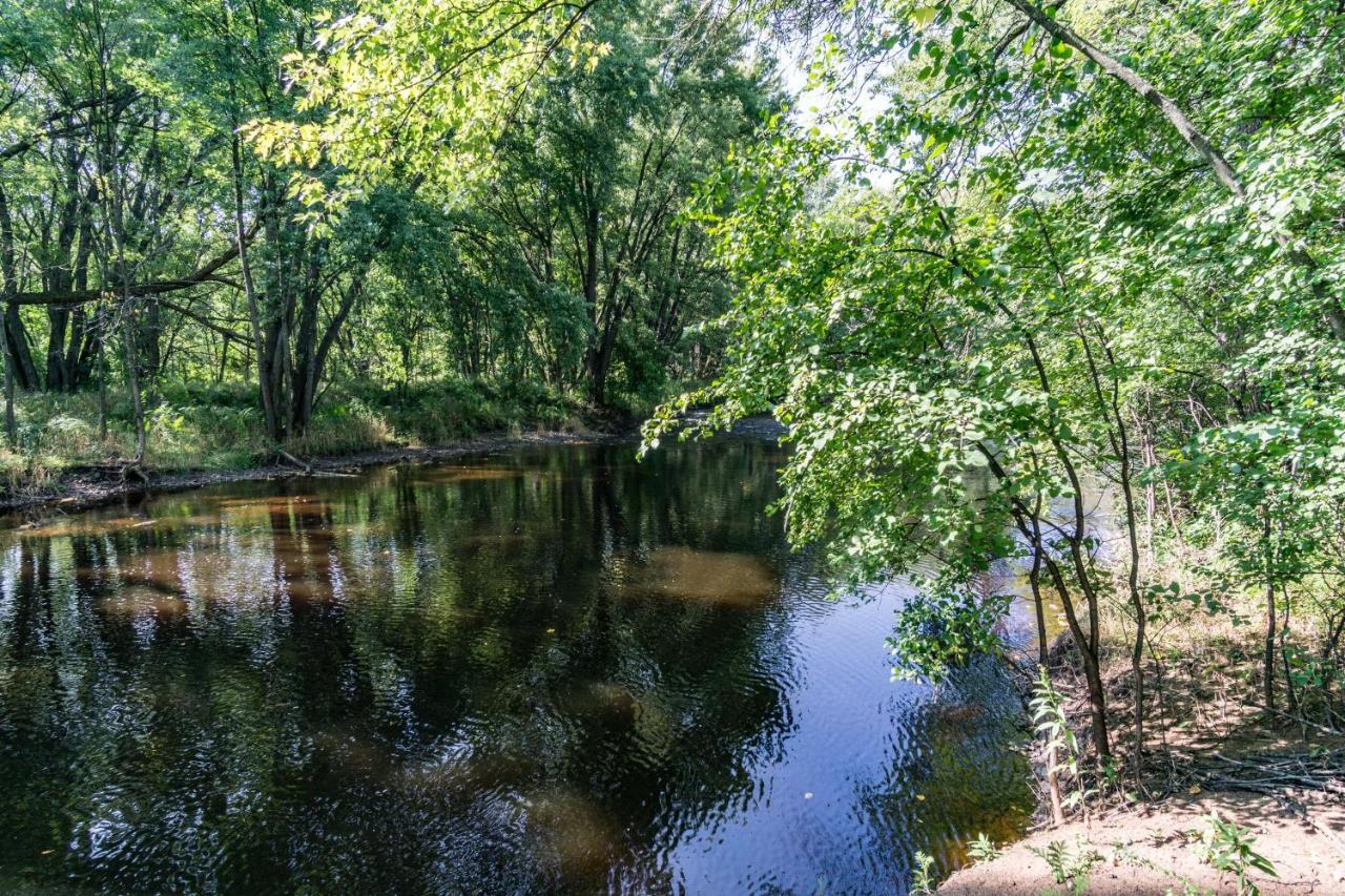 Black River Crossing Bed & Breakfast Bessemer Exteriör bild